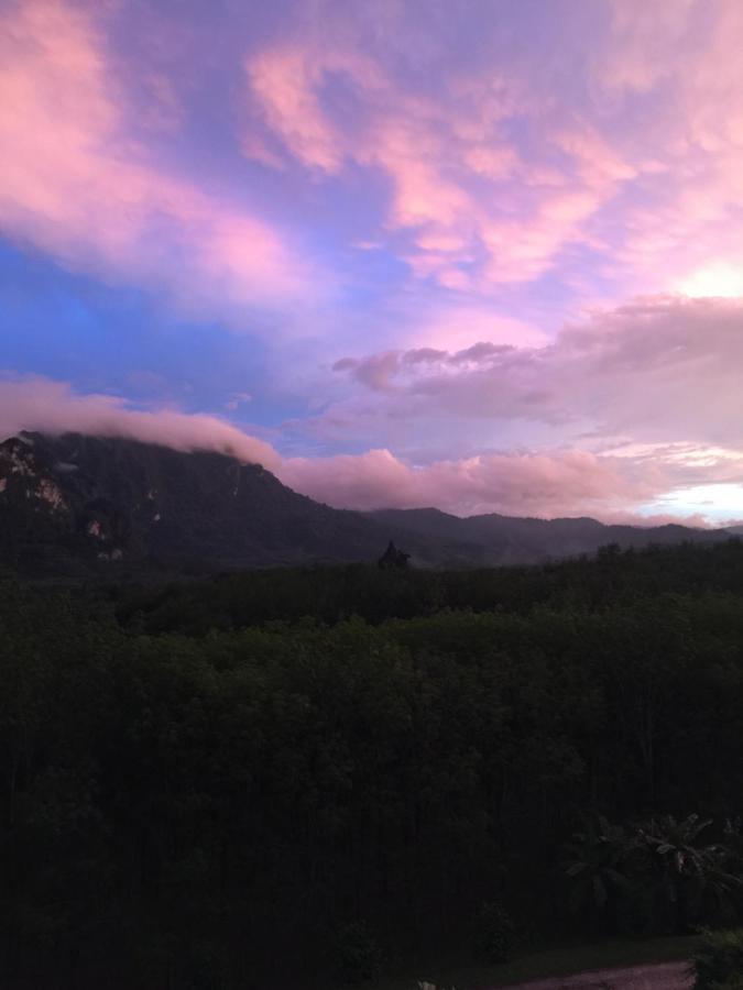 Billion Views Khaosok Homestay Khao Sok National Park Εξωτερικό φωτογραφία