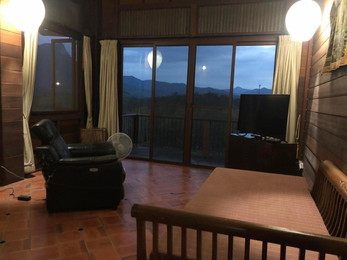 Billion Views Khaosok Homestay Khao Sok National Park Εξωτερικό φωτογραφία